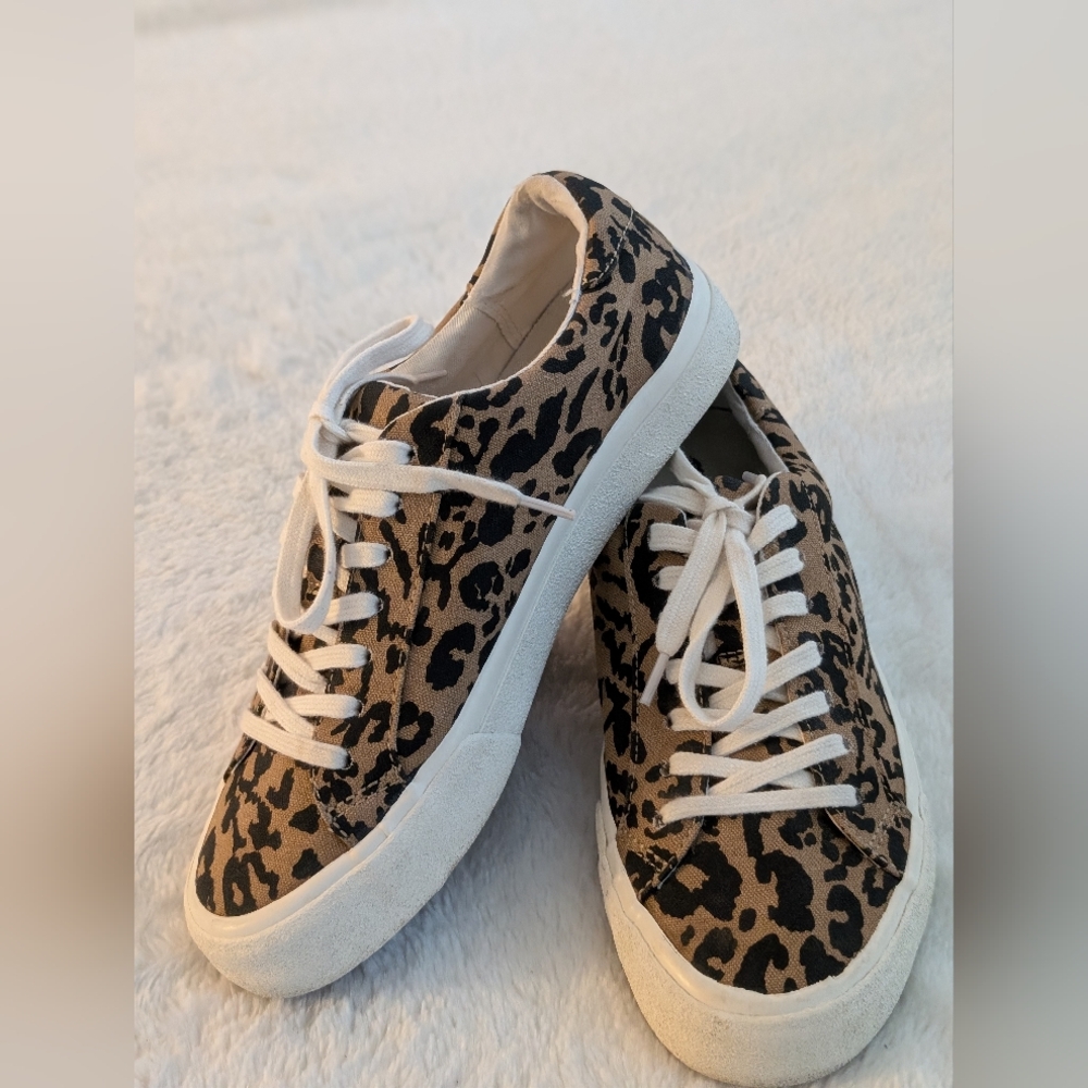 Like New: Madewell Leopard Pattern Women 7/Men 5.5